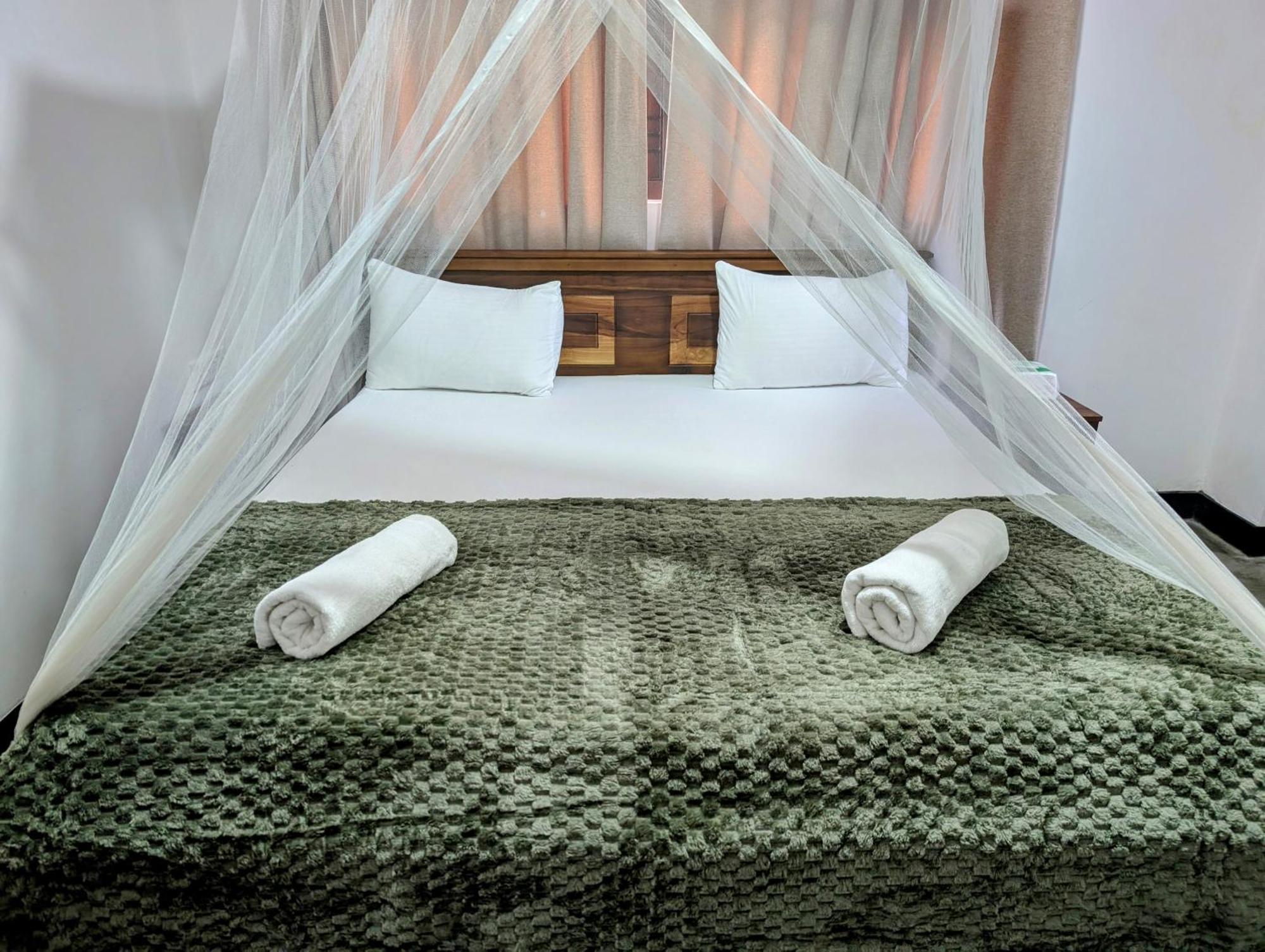Costels Weligama Hostel Eksteriør bilde